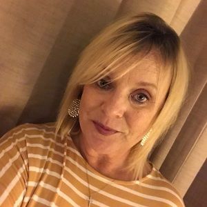 Meet your Posher, Gina